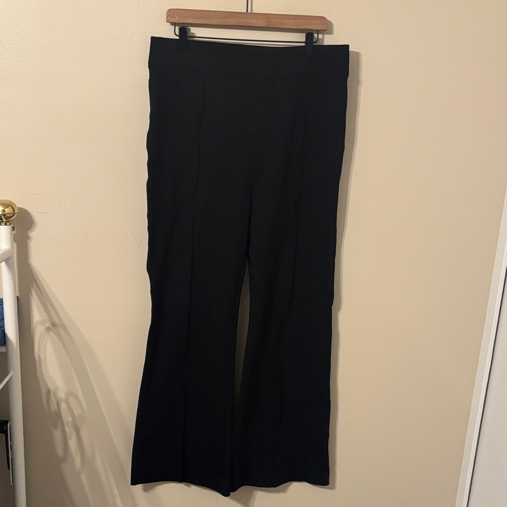 Spanx Ponte Flare Pull On Compression Pants